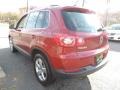 Wild Cherry Metallic - Tiguan SE Photo No. 7