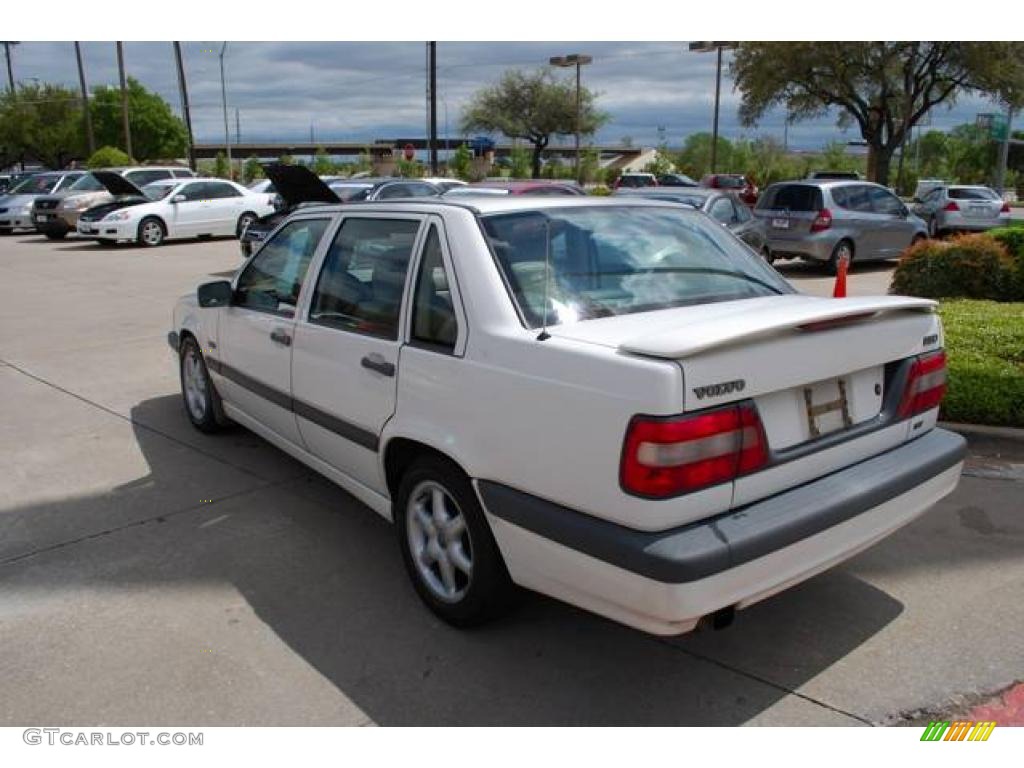 1997 850 GLT Turbo Sedan - White / Taupe photo #5