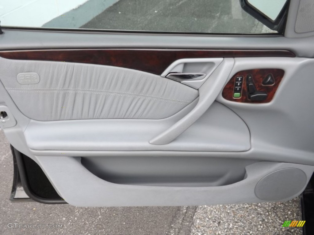 2001 Mercedes-Benz E 430 4Matic Sedan Ash Door Panel Photo #73162374