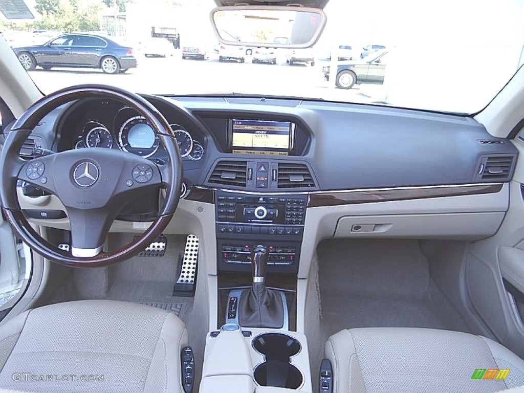 2011 E 350 Cabriolet - Arctic White / Almond/Mocha photo #16