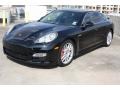 Black - Panamera Turbo Photo No. 3
