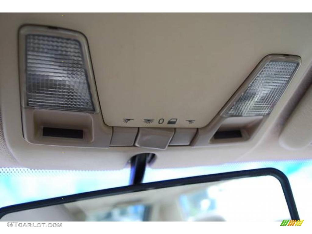 1997 850 GLT Turbo Sedan - White / Taupe photo #39