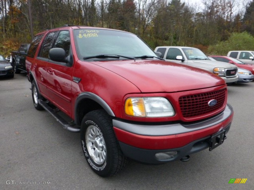 2002 Expedition XLT 4x4 - Laser Red / Medium Graphite photo #1