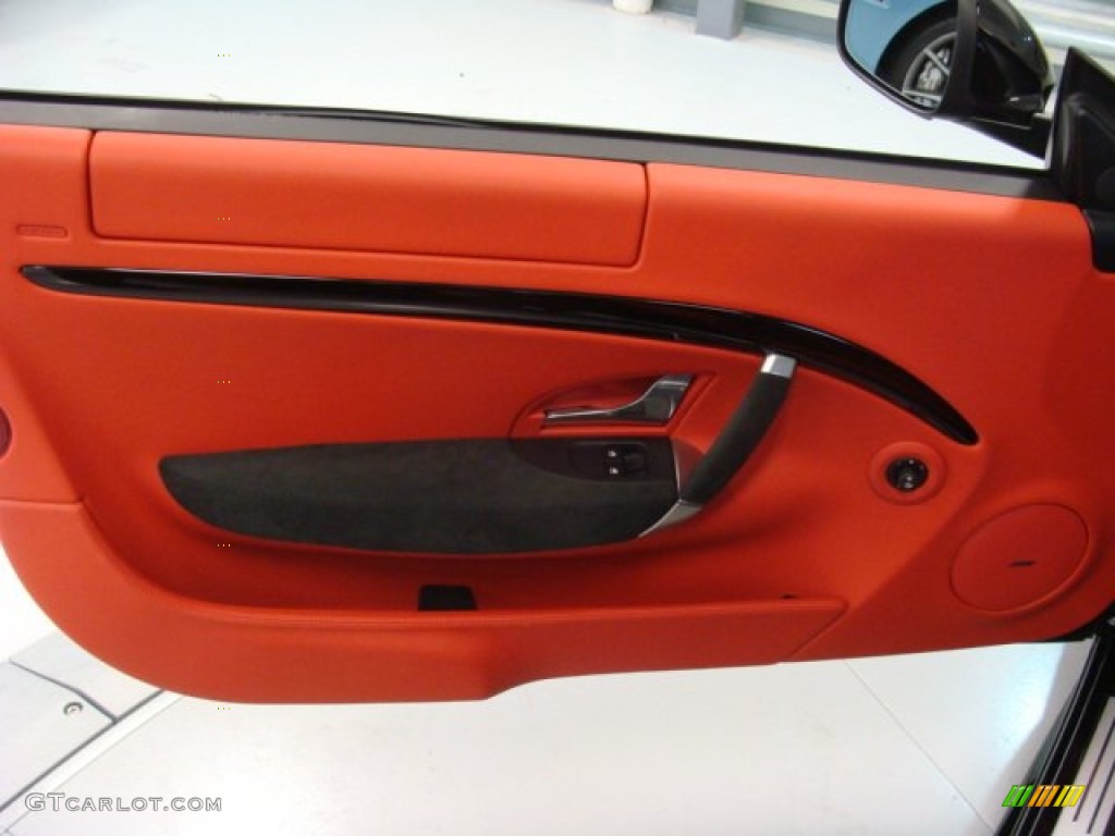 2013 Maserati GranTurismo Sport Coupe Rosso Corallo/Nero Door Panel Photo #73167654