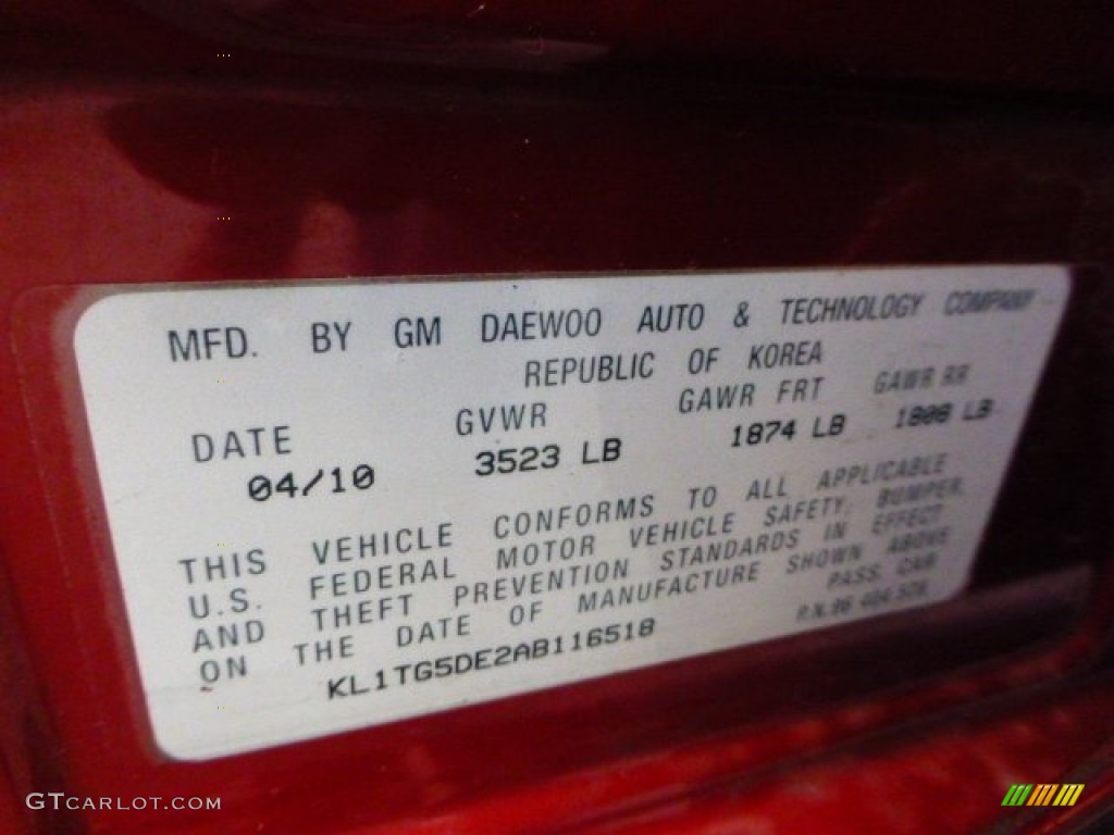 2010 Aveo LT Sedan - Sport Red / Charcoal photo #19