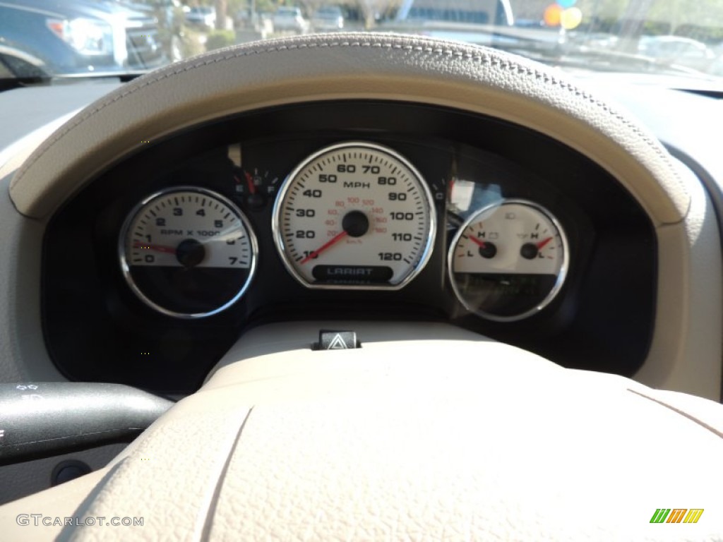 2006 F150 Lariat SuperCrew - Smokestone Metallic / Tan photo #24