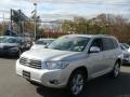 2010 Classic Silver Metallic Toyota Highlander Limited 4WD  photo #3