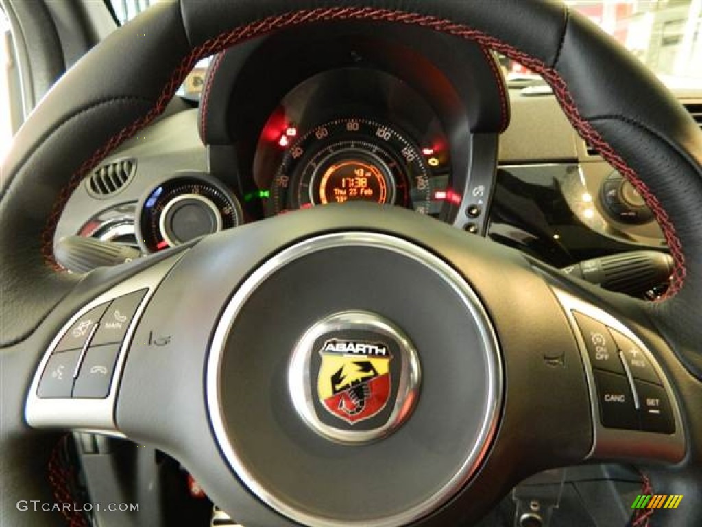 2013 Fiat 500 Abarth Controls Photo #73180977