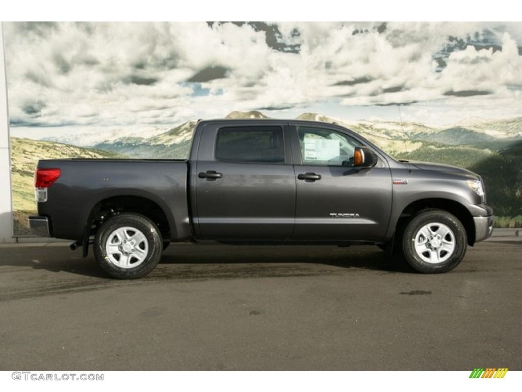 2013 Tundra CrewMax 4x4 - Magnetic Gray Metallic / Graphite photo #2