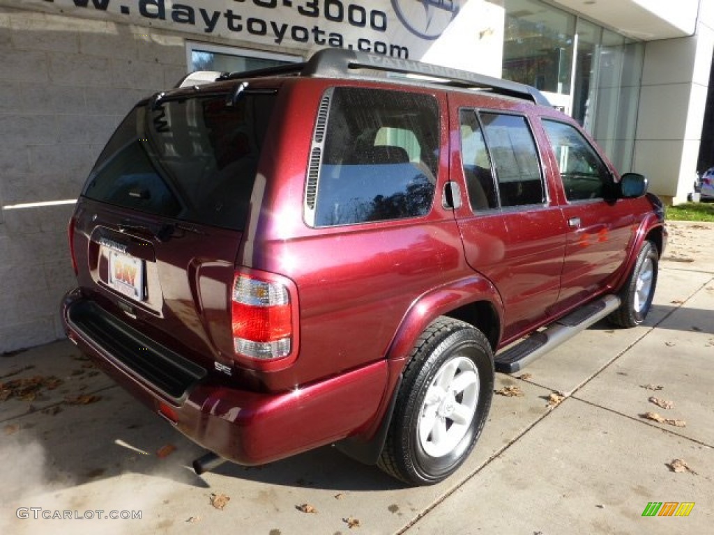 2004 Pathfinder SE 4x4 - Merlot Red Pearl / Charcoal photo #2