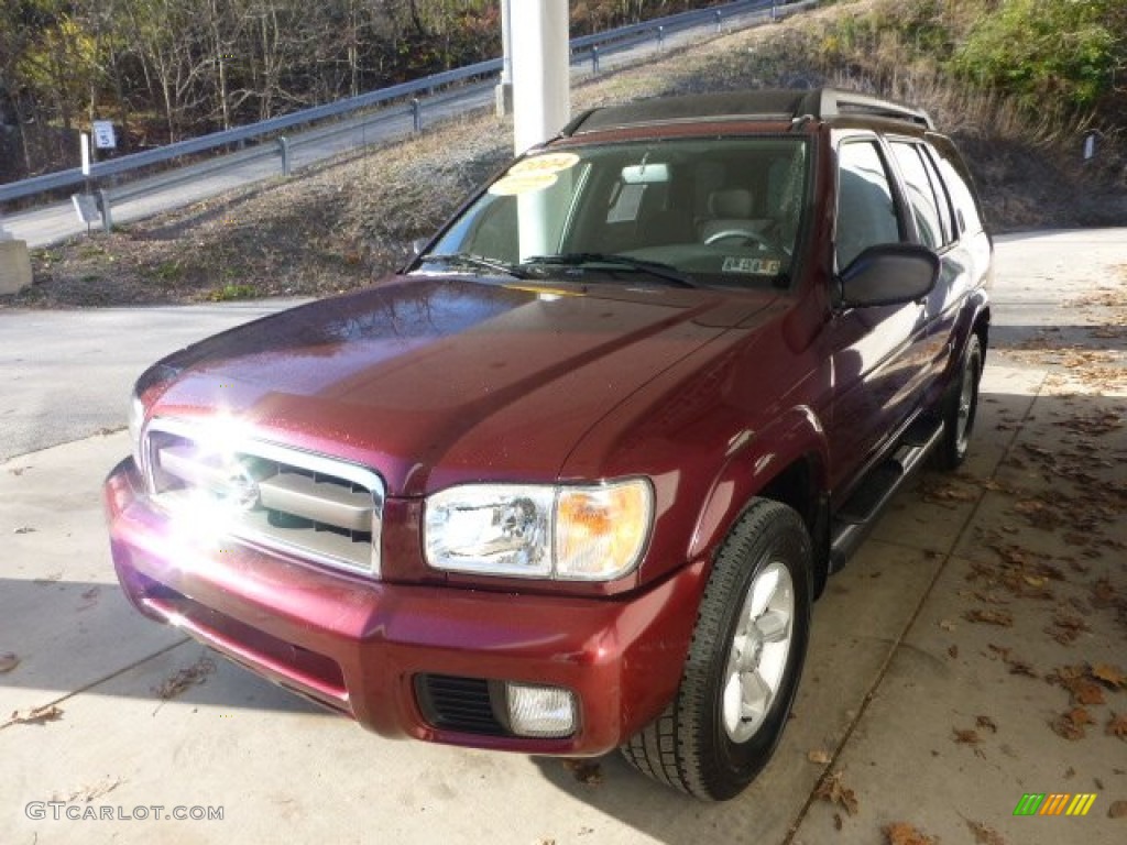2004 Pathfinder SE 4x4 - Merlot Red Pearl / Charcoal photo #5