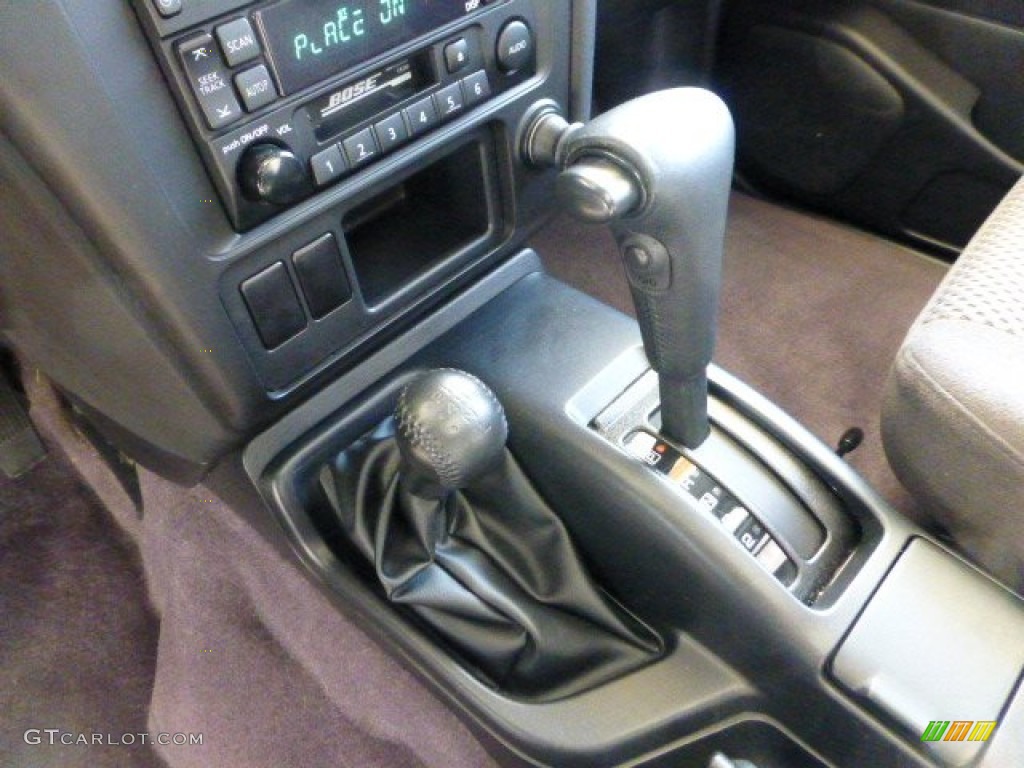 2004 Nissan Pathfinder SE 4x4 Transmission Photos