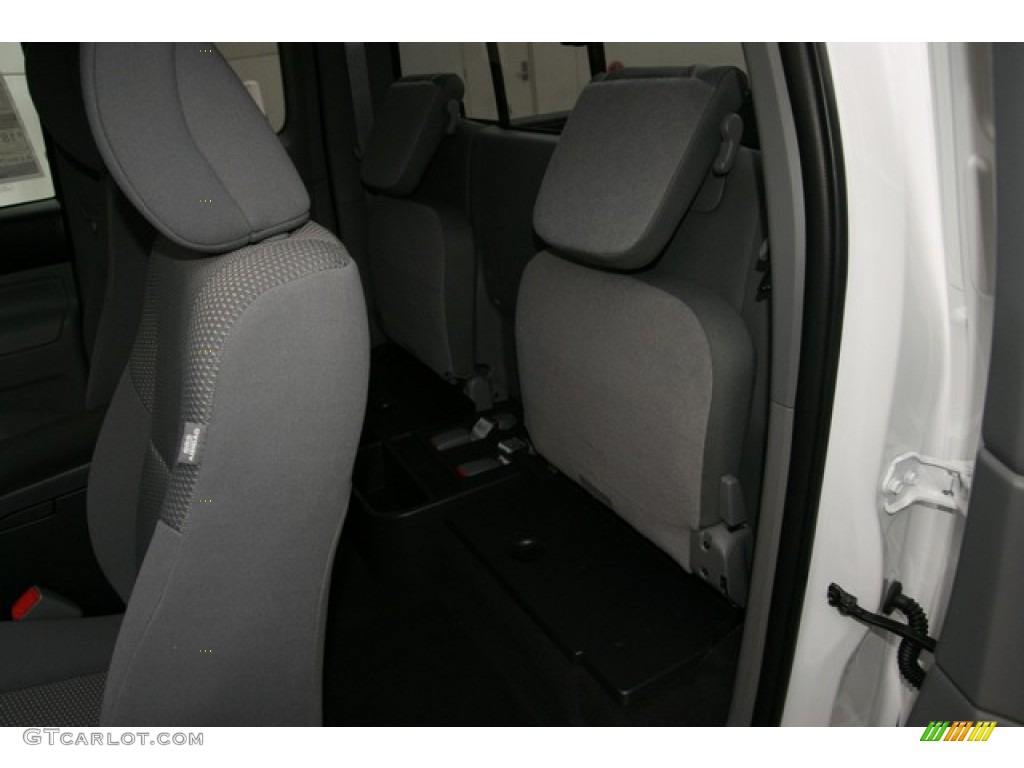 2013 Tacoma V6 Access Cab 4x4 - Super White / Graphite photo #7