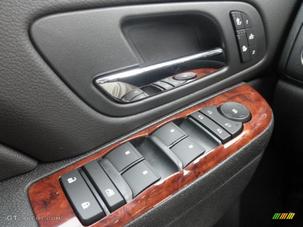 2013 GMC Yukon XL SLT 4x4 Controls Photo #73185939