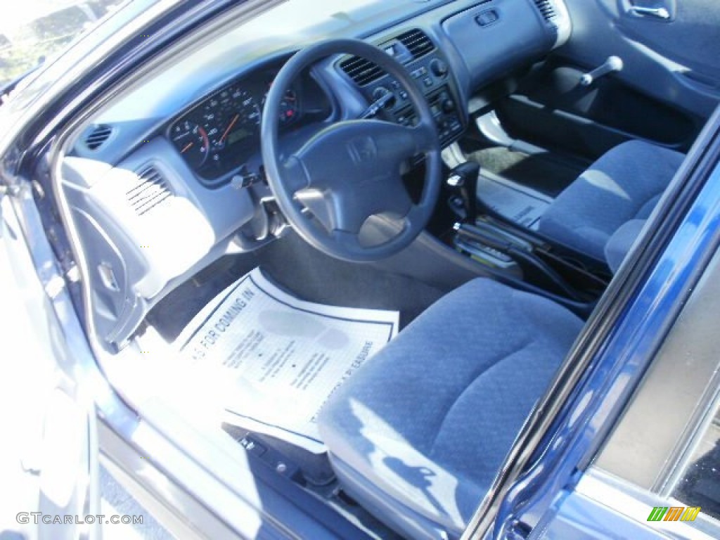 2002 Accord VP Sedan - Eternal Blue Pearl / Lapis Blue photo #5