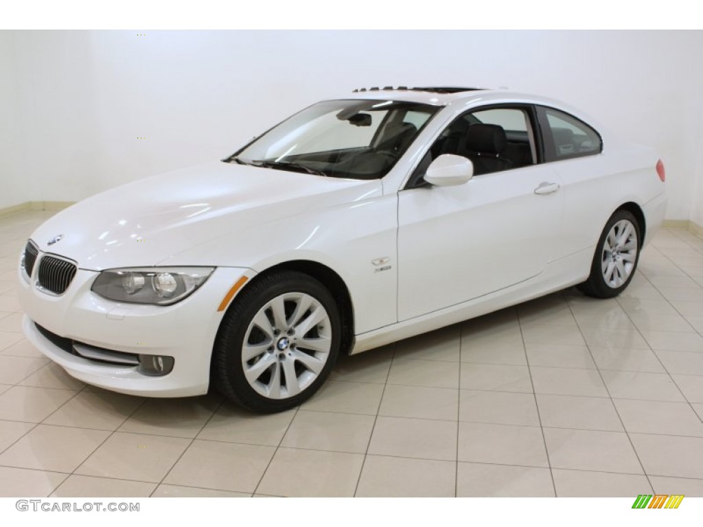 2012 3 Series 328i xDrive Coupe - Mineral White Metallic / Black photo #3