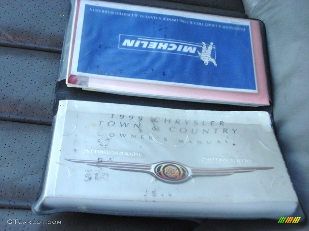 1999 Chrysler Town & Country Limited Books/Manuals Photo #73187889