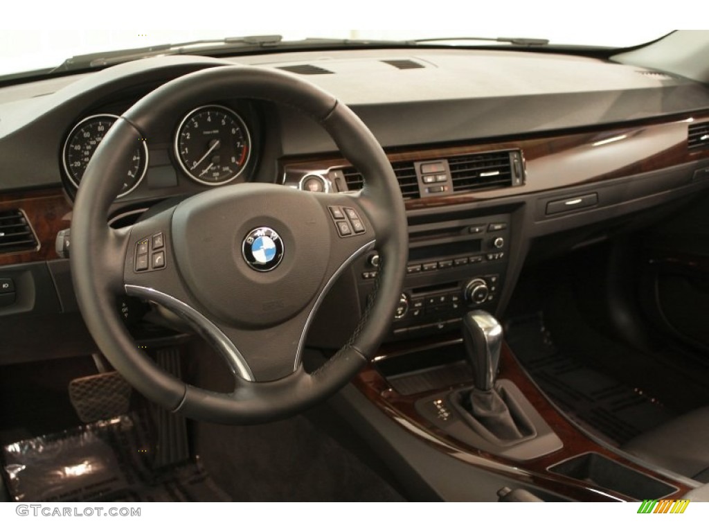 2012 3 Series 328i xDrive Coupe - Mineral White Metallic / Black photo #8