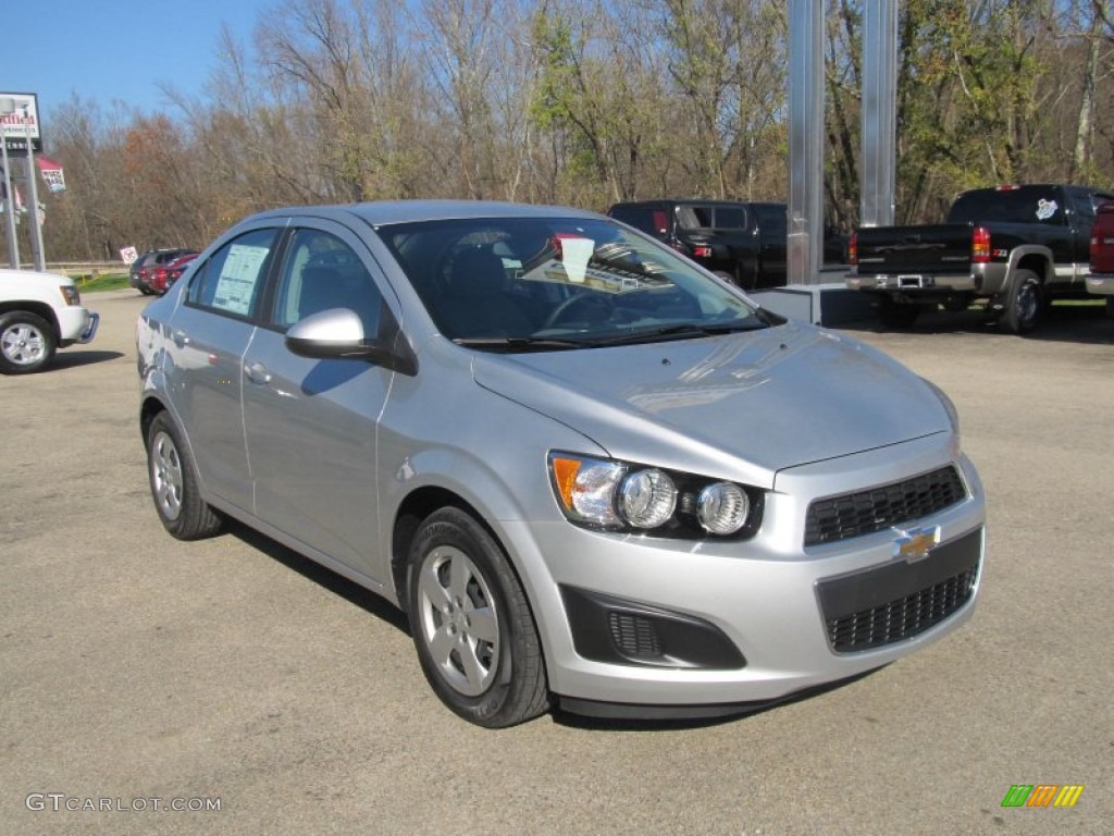 Silver Ice Metallic 2013 Chevrolet Sonic LS Sedan Exterior Photo #73189500