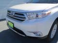 2013 Blizzard White Pearl Toyota Highlander SE  photo #9