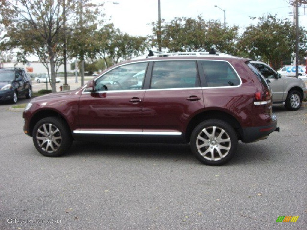2008 Touareg 2 VR6 - Cranberry Red Metallic / Pure Beige photo #4