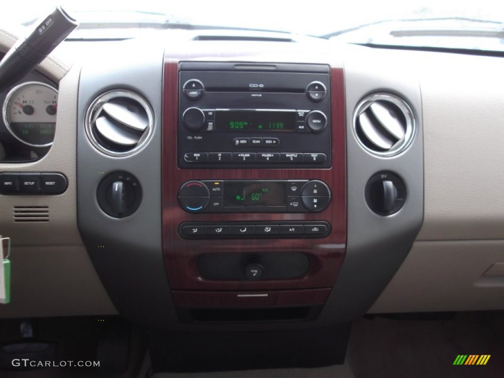 2005 F150 Lariat SuperCab 4x4 - Medium Wedgewood Blue Metallic / Tan photo #17