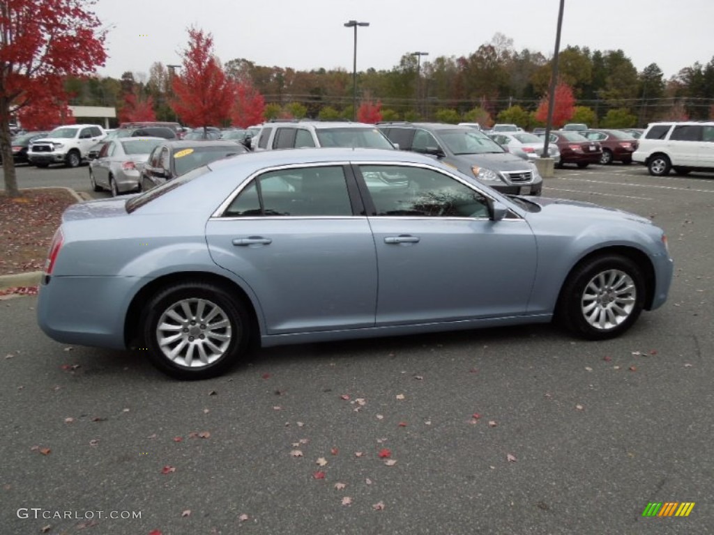 2012 300  - Crystal Blue Pearl / Black photo #3