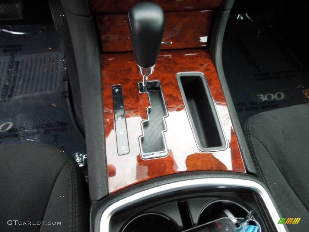 2012 300  - Crystal Blue Pearl / Black photo #13