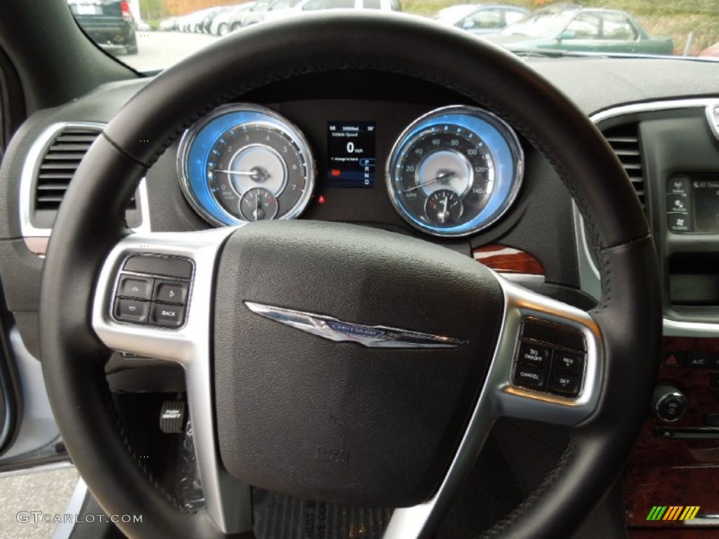 2012 300  - Crystal Blue Pearl / Black photo #17