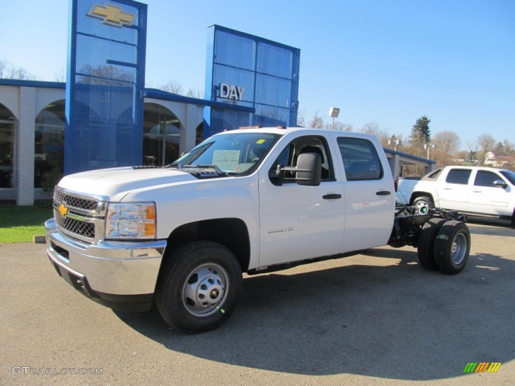 2013 Silverado 3500HD WT Crew Cab 4x4 Chassis - Summit White / Dark Titanium photo #1