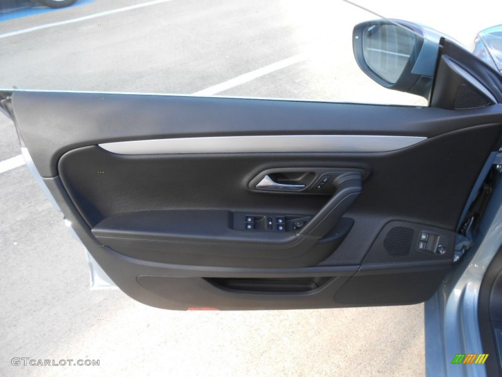 2013 Volkswagen CC Sport Black Door Panel Photo #73195462