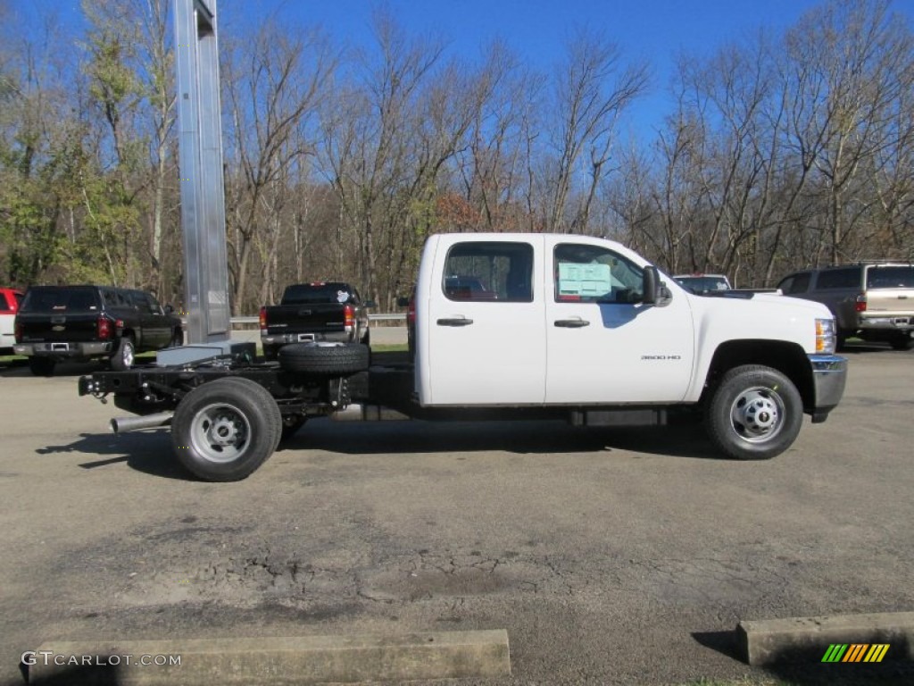 Summit White 2013 Chevrolet Silverado 3500HD WT Crew Cab 4x4 Chassis Exterior Photo #73195500