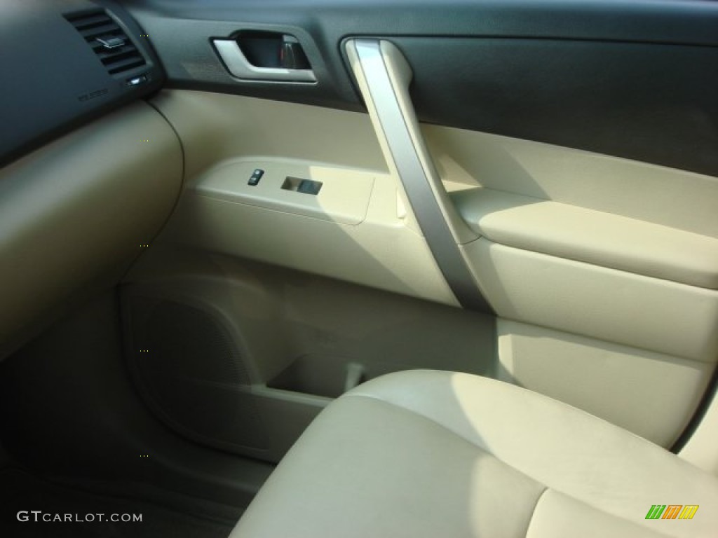 2010 Highlander SE - Blizzard White Pearl / Sand Beige photo #25