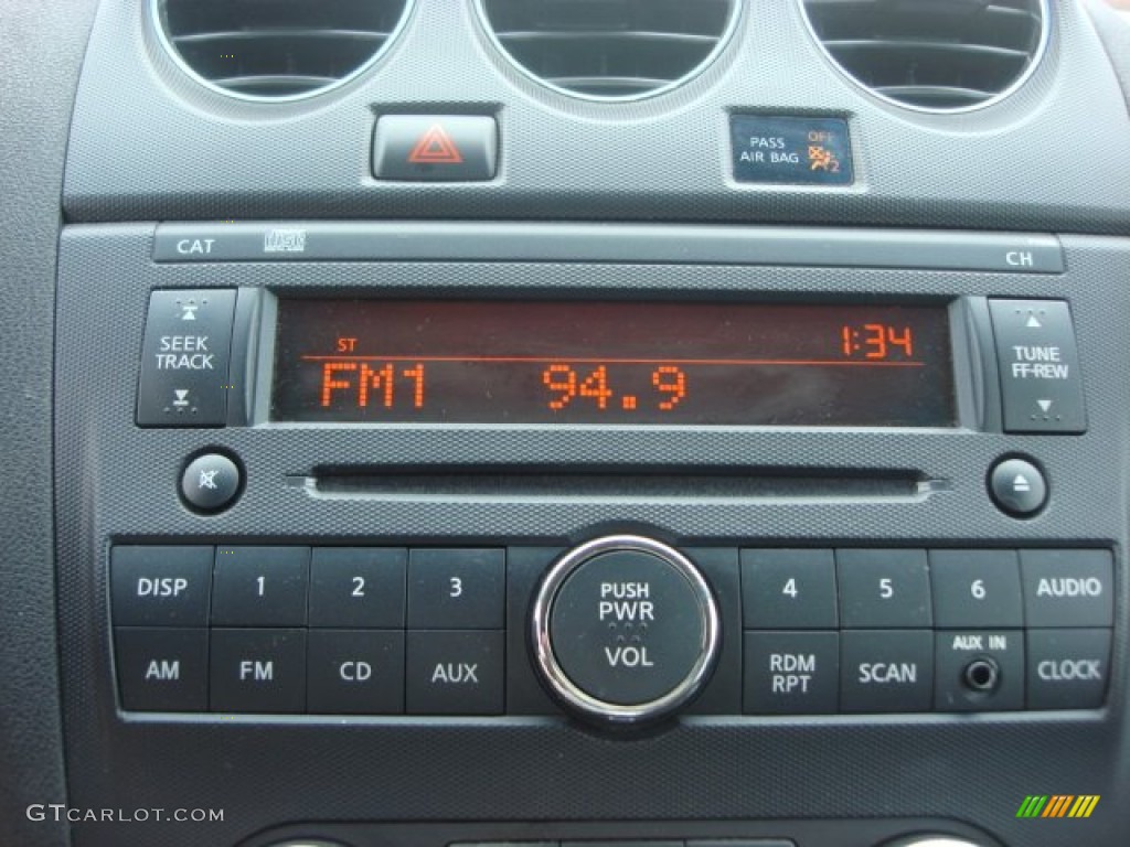 2011 Nissan Altima Hybrid Audio System Photos