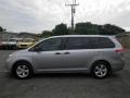 2011 Predawn Gray Mica Toyota Sienna V6  photo #10