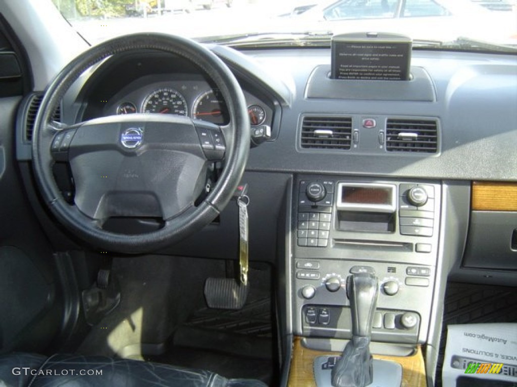 2005 Volvo XC90 T6 AWD Graphite Dashboard Photo #73200165