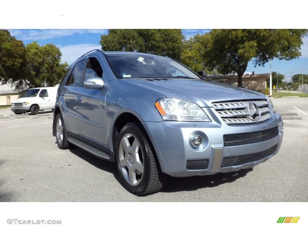 2007 Mercedes-Benz ML 320 CDI 4Matic Exterior Photos