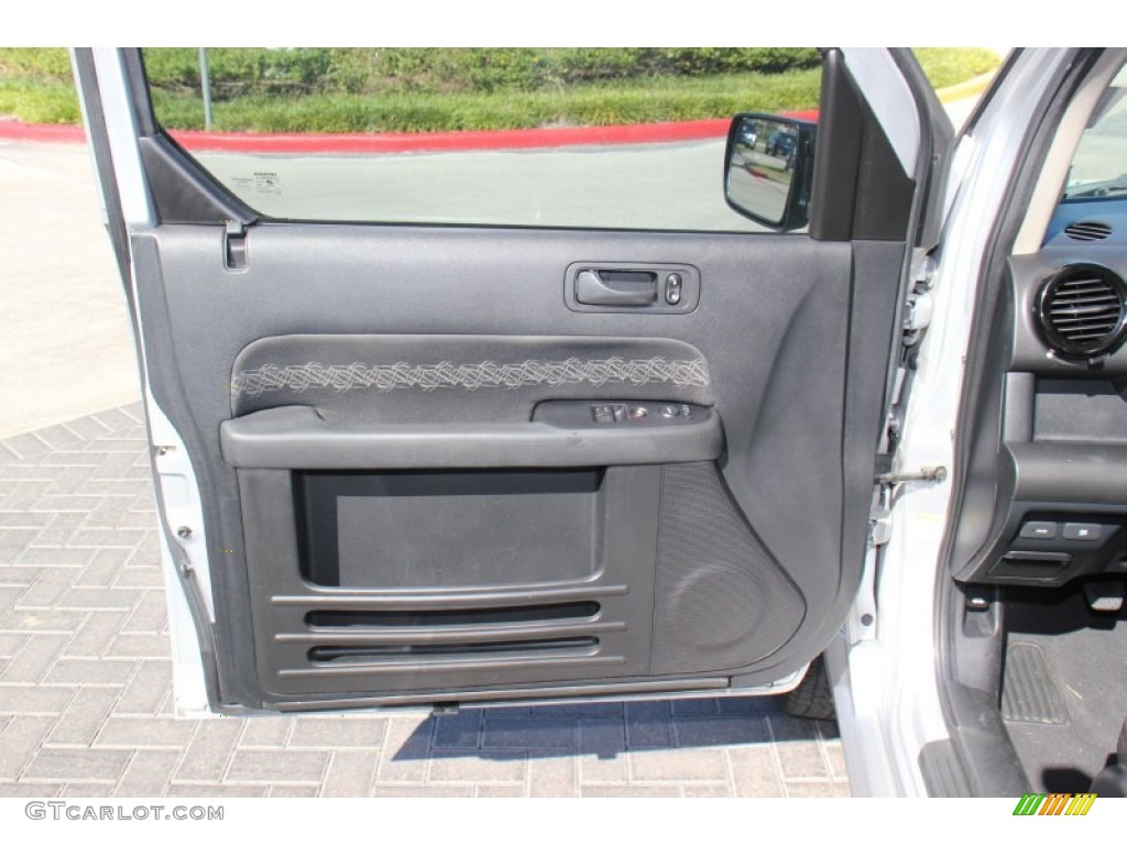 2007 Honda Element SC Door Panel Photos
