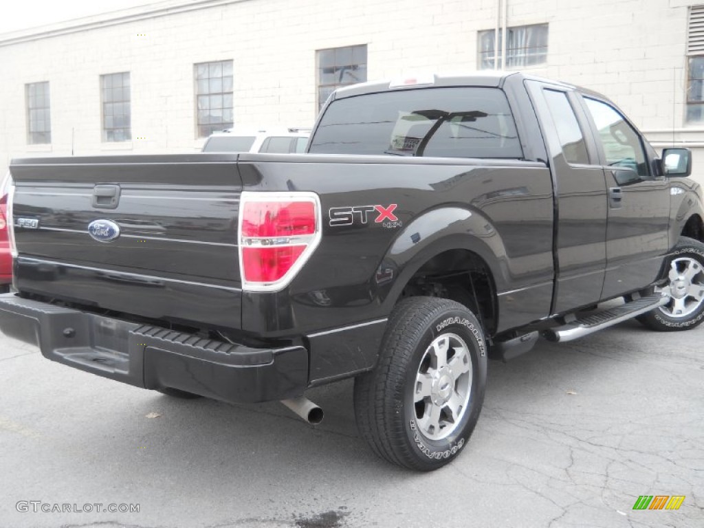 2010 F150 STX SuperCab 4x4 - Tuxedo Black / Medium Stone photo #5