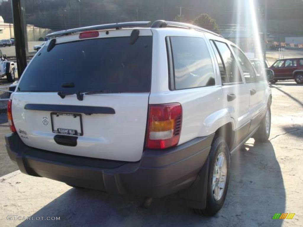 2003 Grand Cherokee Laredo 4x4 - Stone White / Dark Slate Gray photo #4