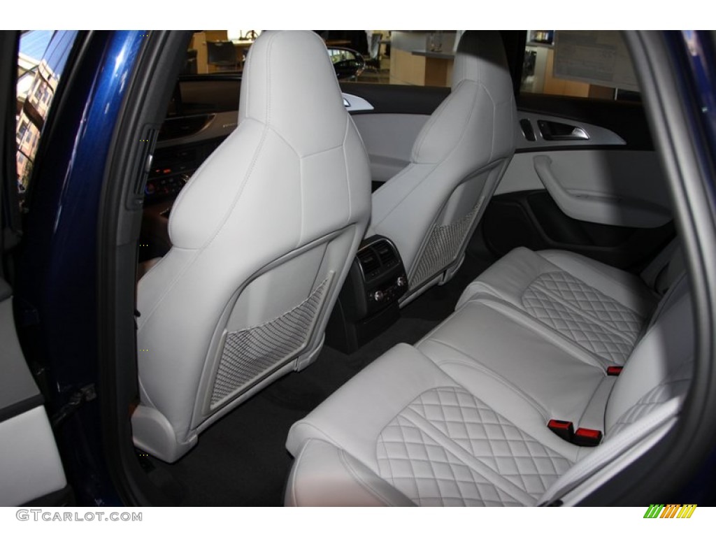 2013 Audi S6 4.0 TFSI quattro Sedan Rear Seat Photo #73210389