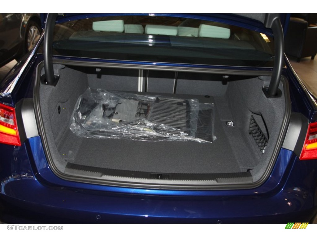 2013 Audi S6 4.0 TFSI quattro Sedan Trunk Photo #73210482