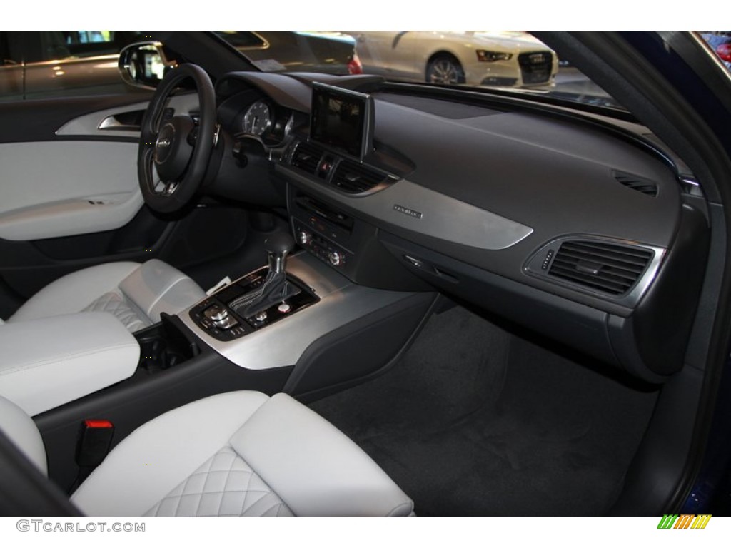 2013 Audi S6 4.0 TFSI quattro Sedan Lunar Silver Dashboard Photo #73210558