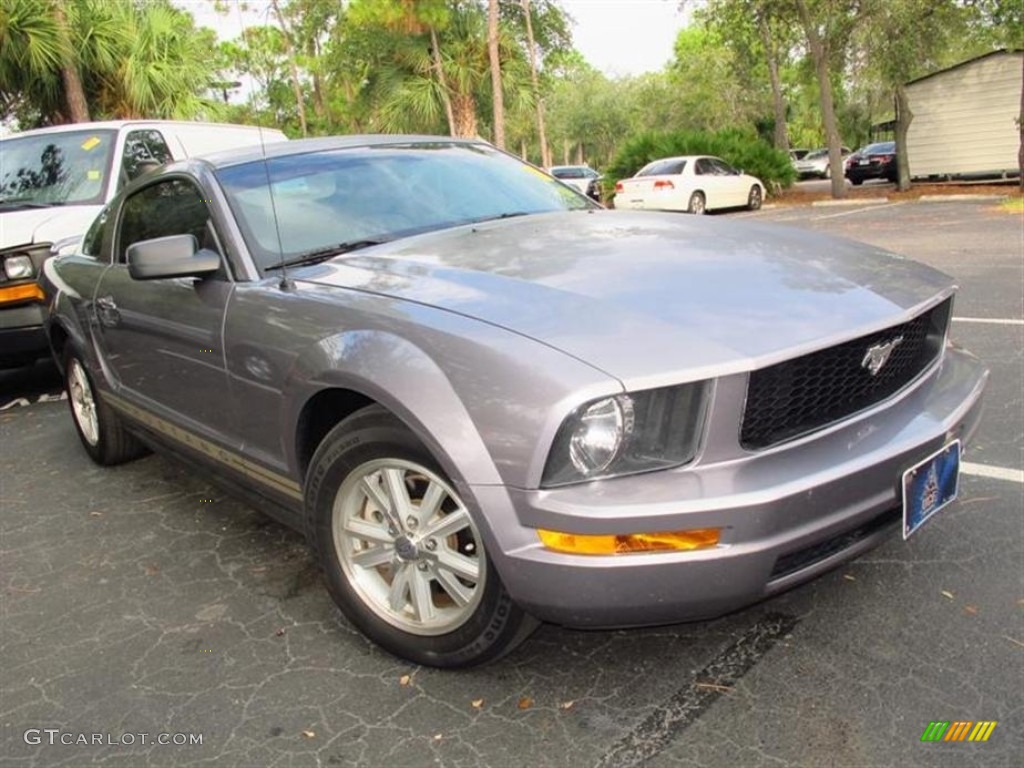 2006 Mustang V6 Premium Coupe - Tungsten Grey Metallic / Light Parchment photo #2