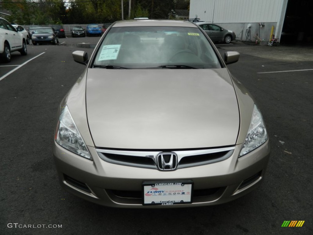 2006 Accord LX Sedan - Desert Mist Metallic / Ivory photo #8