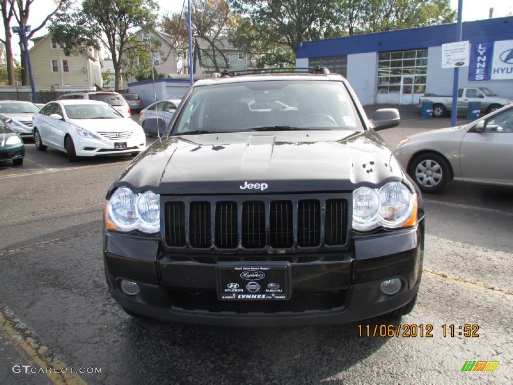 2008 Grand Cherokee Laredo 4x4 - Black / Dark Slate Gray/Light Graystone photo #1