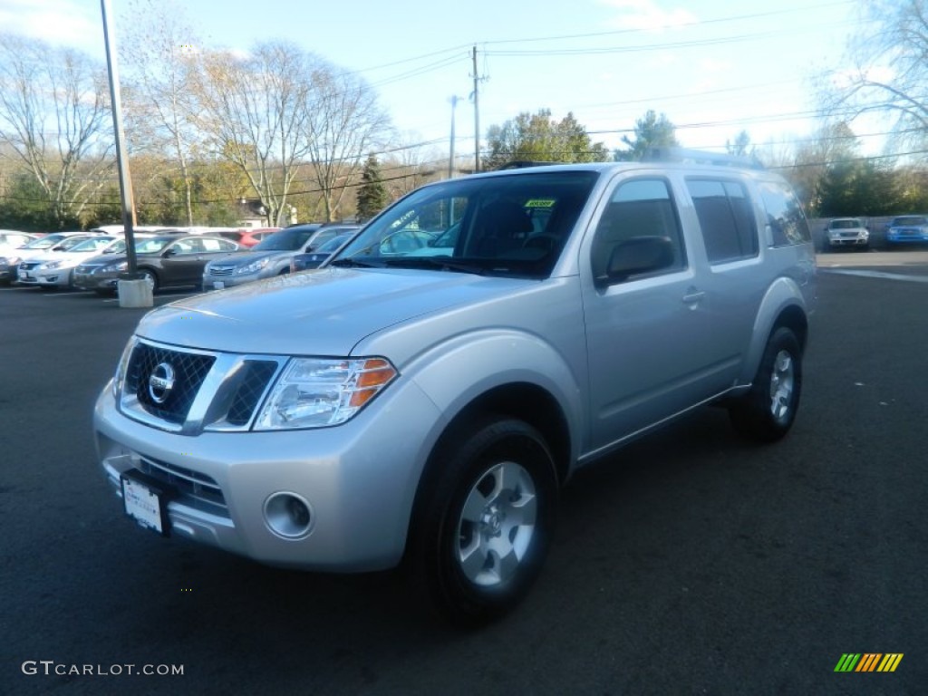 2010 Pathfinder SE 4x4 - Silver Lightning Metallic / Graphite photo #1