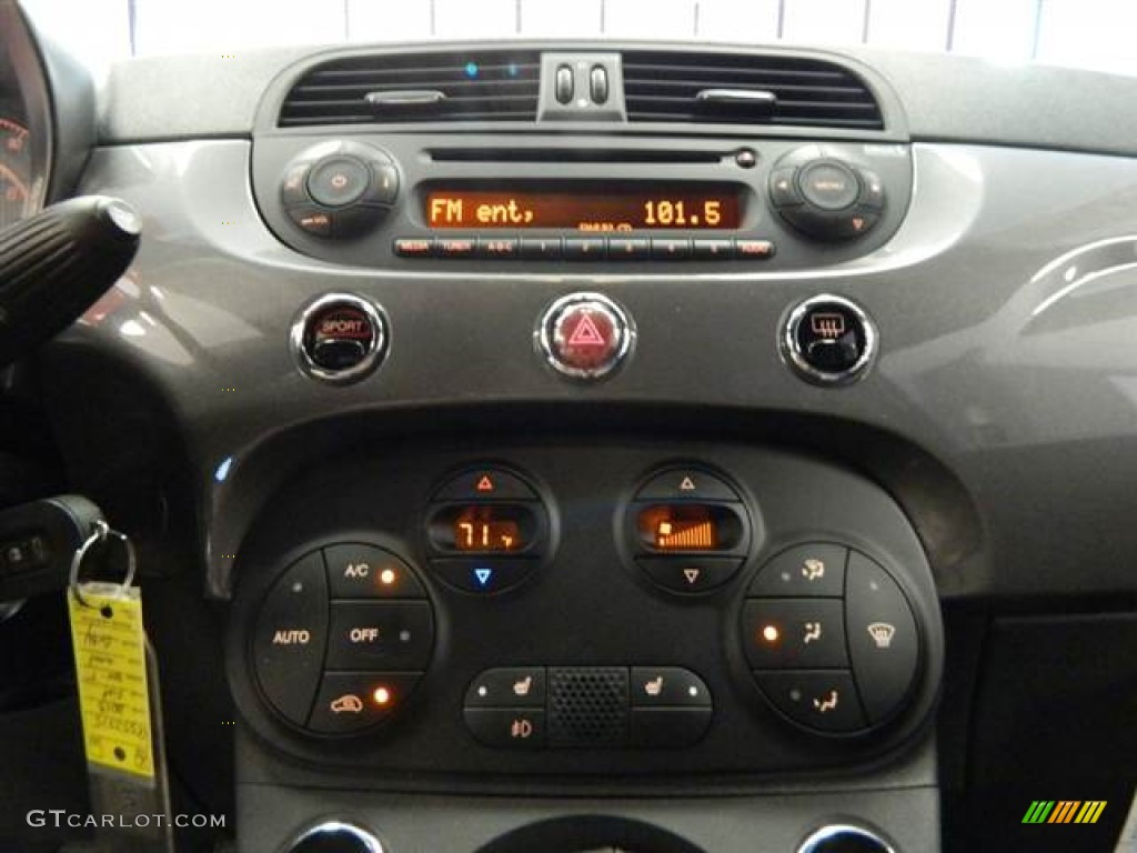 2013 Fiat 500 Turbo Controls Photo #73218171