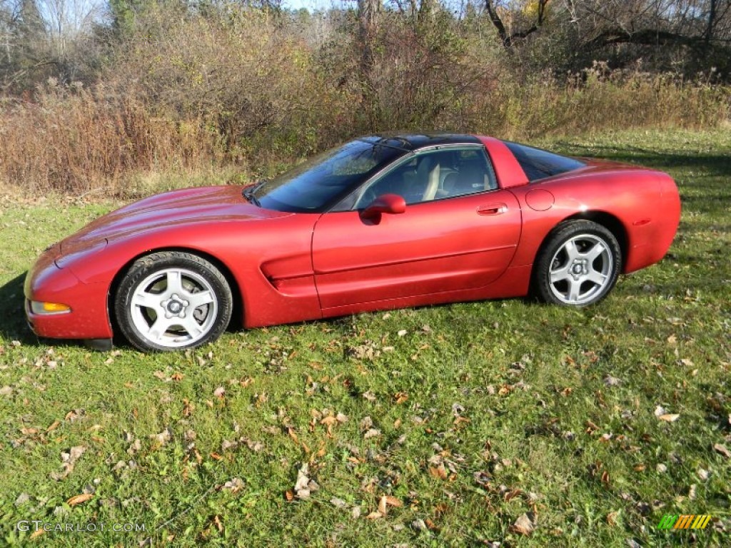 Light Carmine Red Metallic 1998 Chevrolet Corvette Coupe Exterior Photo #73218264