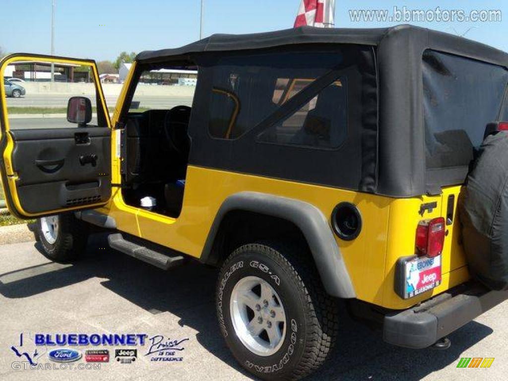 2006 Wrangler Unlimited 4x4 - Solar Yellow / Dark Slate Gray photo #5